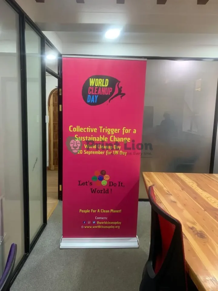 Roll up banners