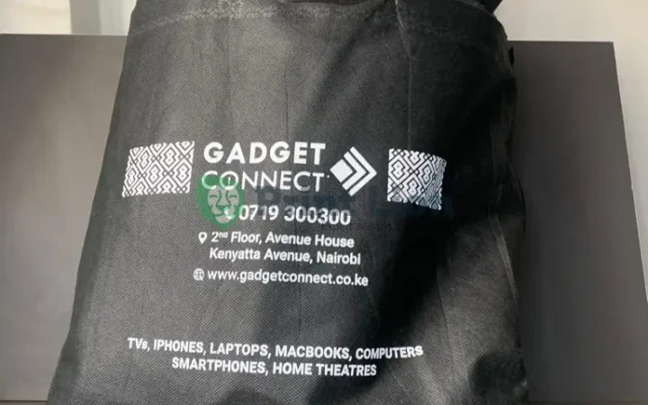 Non-woven carrier bags