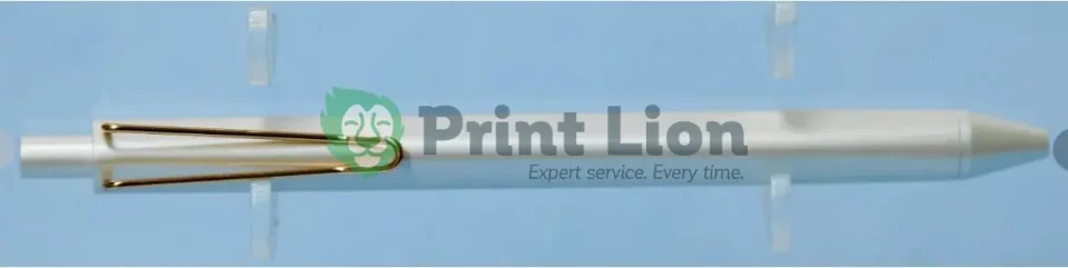 PLASTIC PEN PLPN019