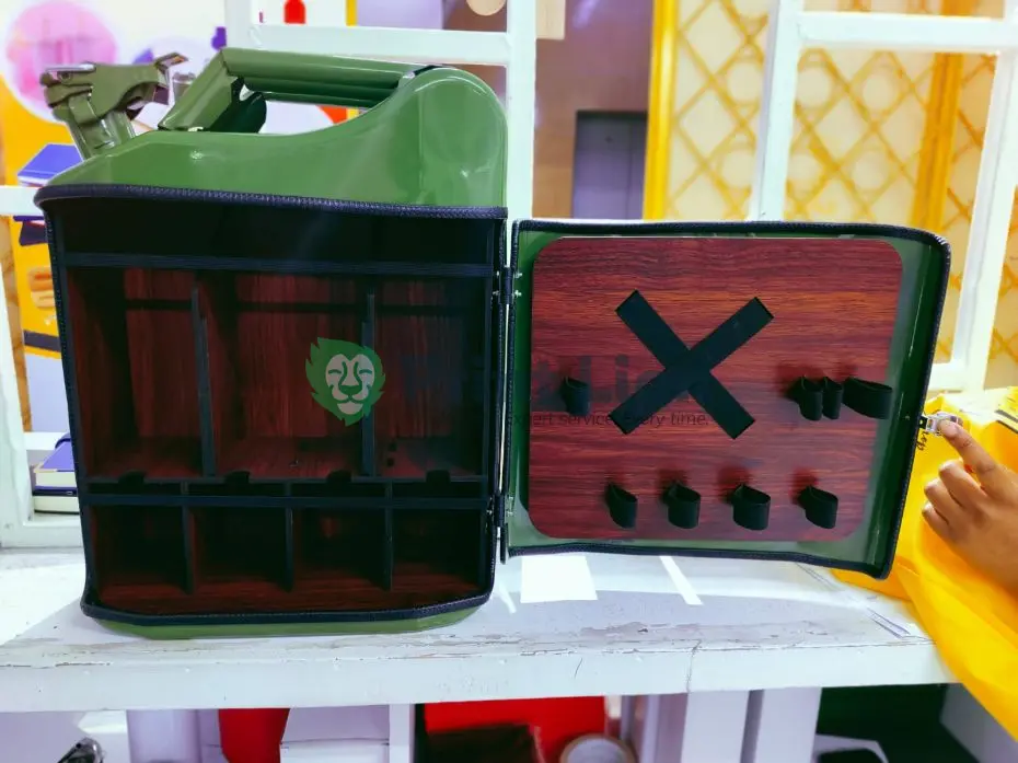 MILITARY JERRYCAN MINIBAR PLBA002