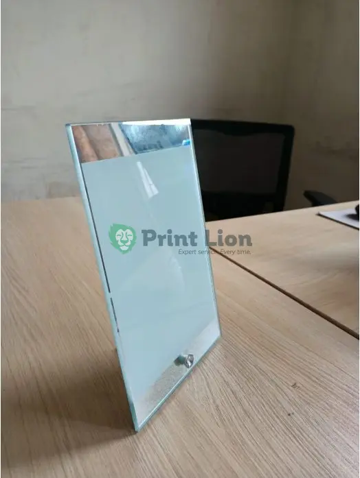 A4 glass frame PLPF022