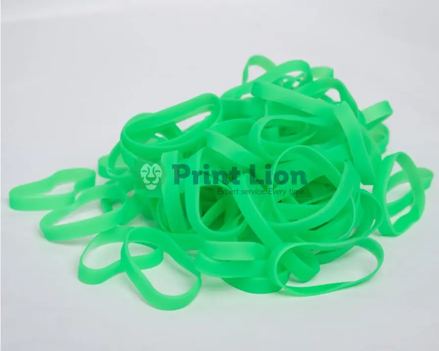 Glow in the dark wristbands. For kids only PLWR007