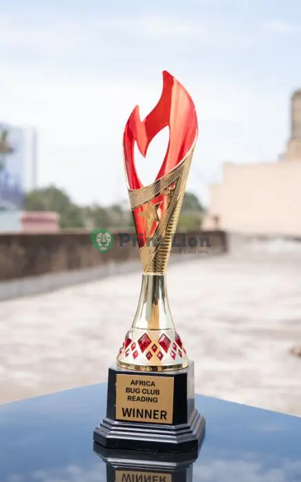 Red pattern Trophy PLAW165