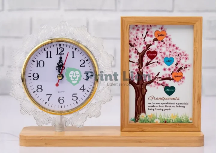 USB photo frame with a golden clock PLPF007